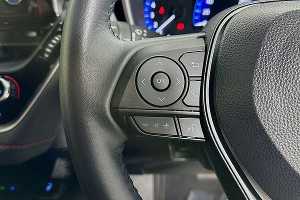2021 Toyota COROLLA ZR HYBRID ZWE211R