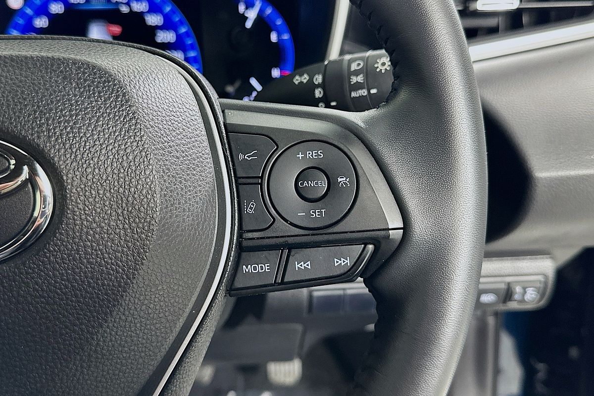 2021 Toyota COROLLA ZR HYBRID ZWE211R