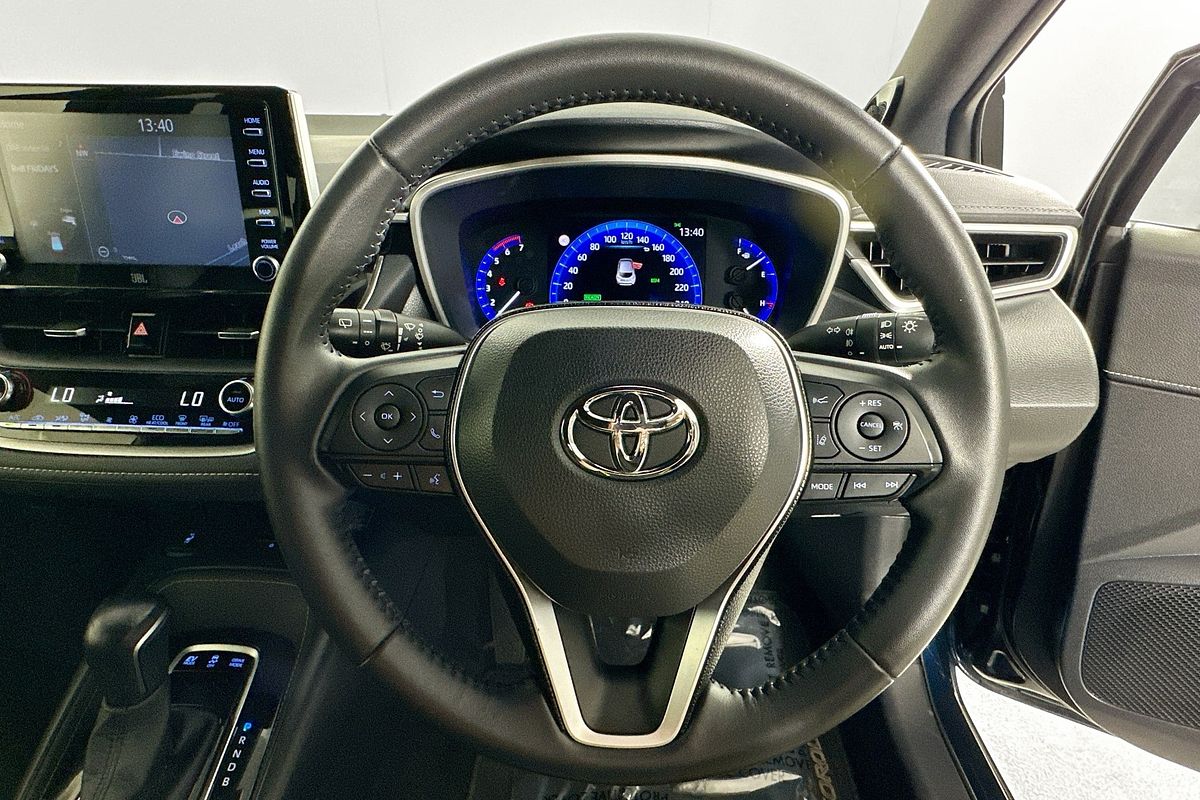 2019 Toyota COROLLA ZR HYBRID ZWE211R