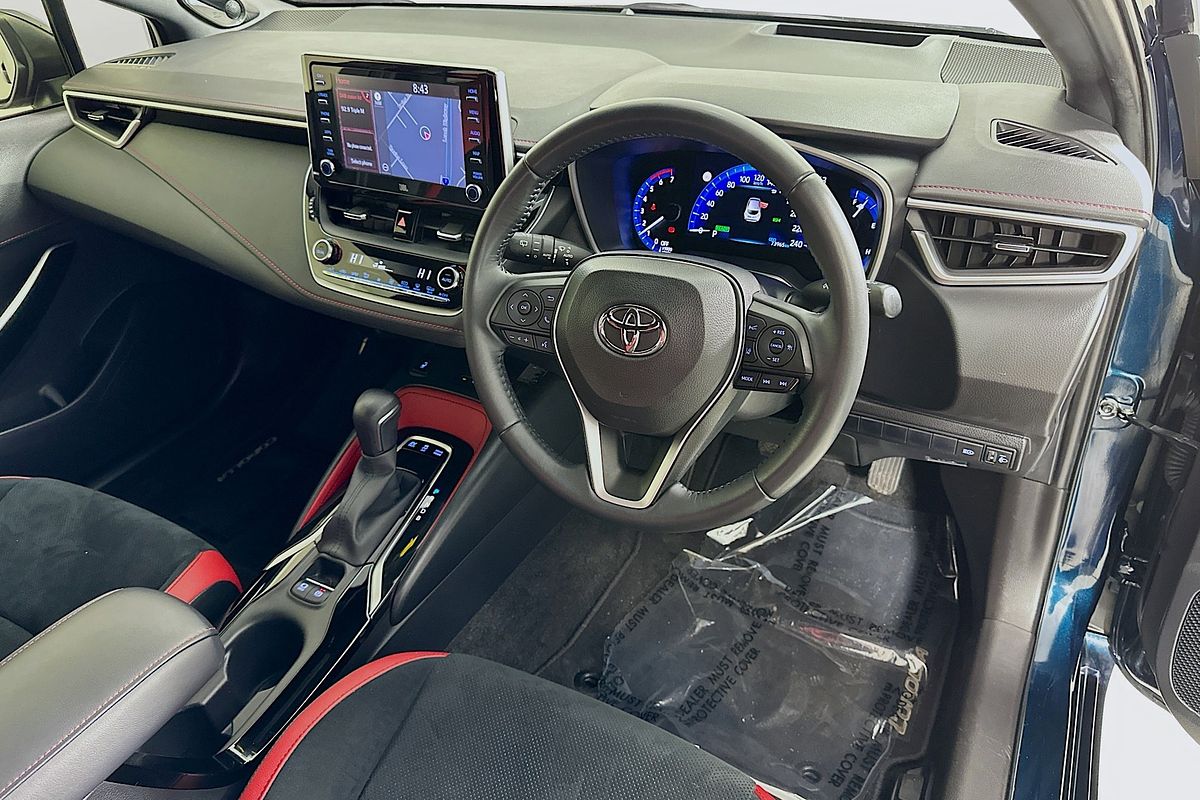 2021 Toyota COROLLA ZR HYBRID ZWE211R