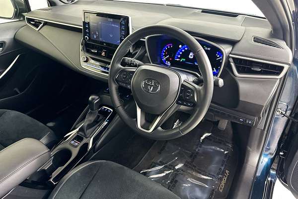 2019 Toyota COROLLA ZR HYBRID ZWE211R