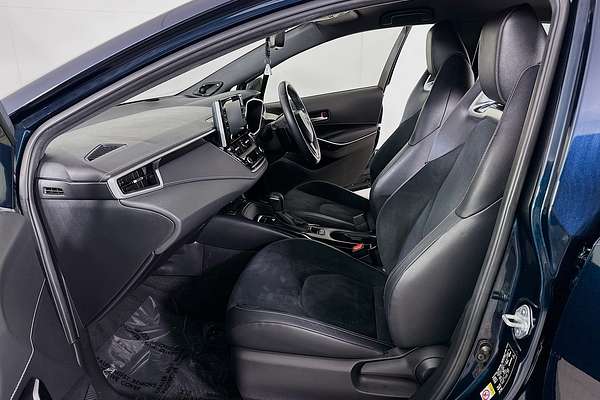 2020 Toyota COROLLA ZR MZEA12R