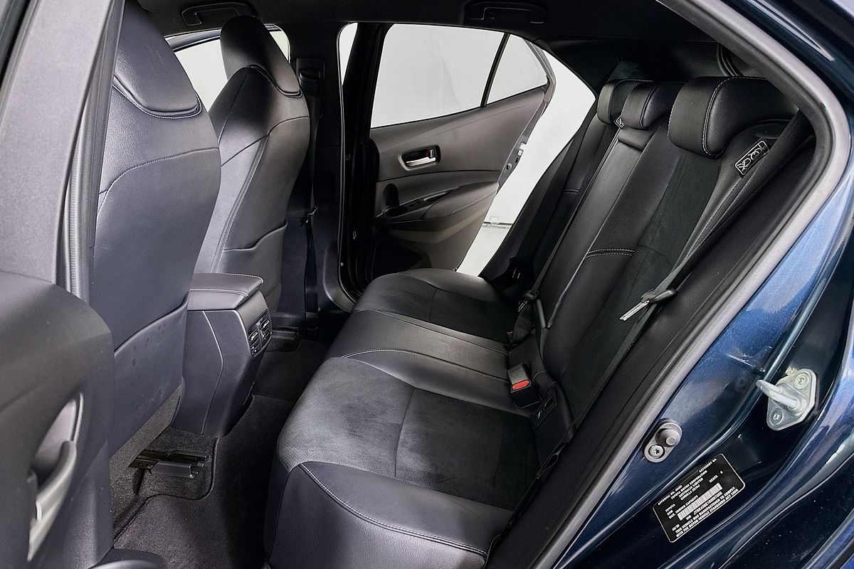 2020 Toyota COROLLA ZR MZEA12R