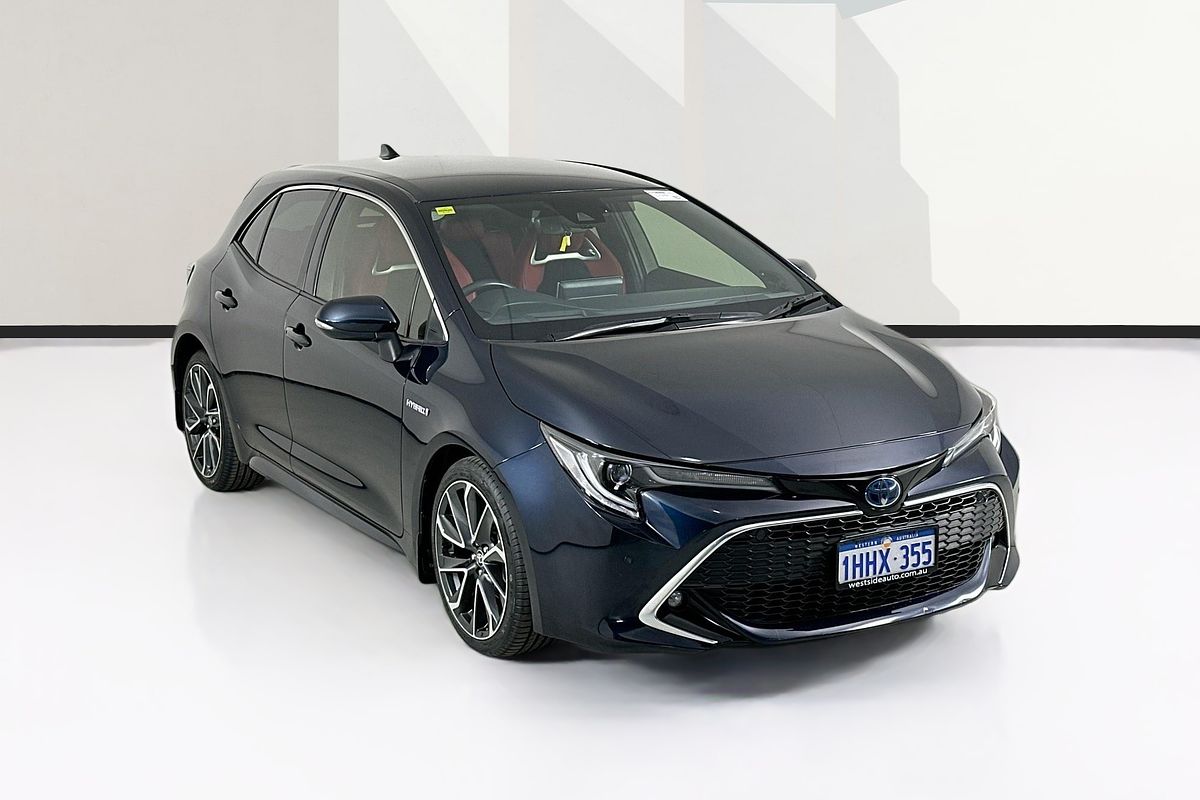 2021 Toyota COROLLA ZR HYBRID ZWE211R
