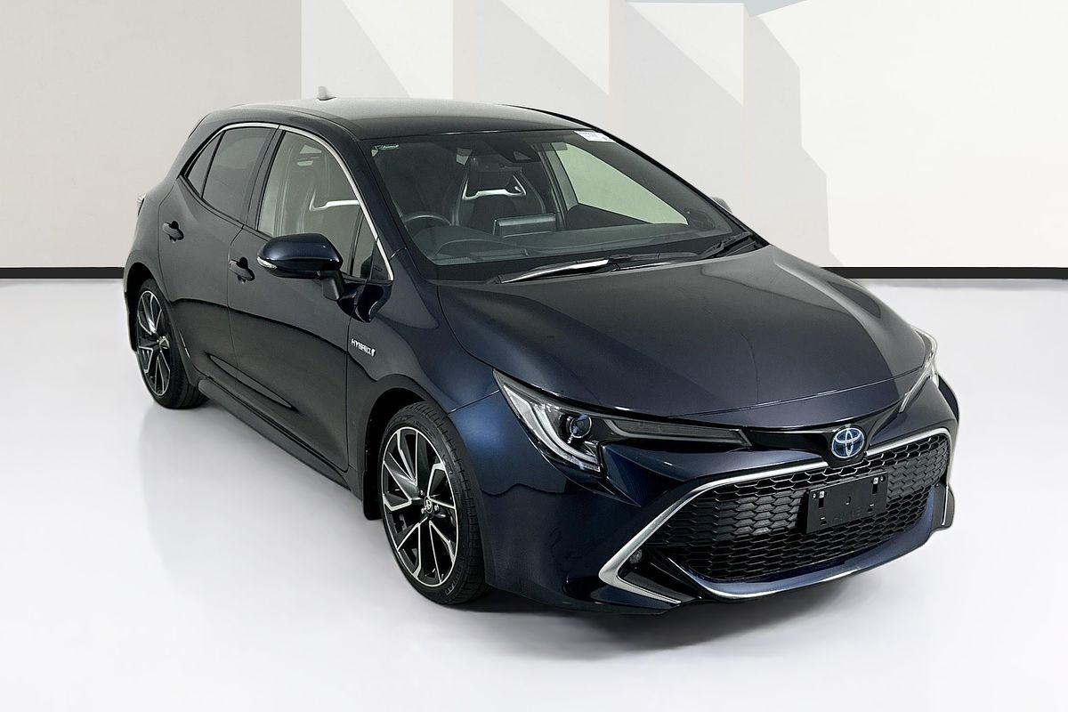 2019 Toyota COROLLA ZR HYBRID ZWE211R