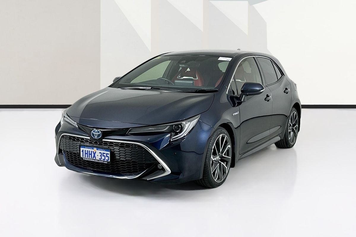 2021 Toyota COROLLA ZR HYBRID ZWE211R