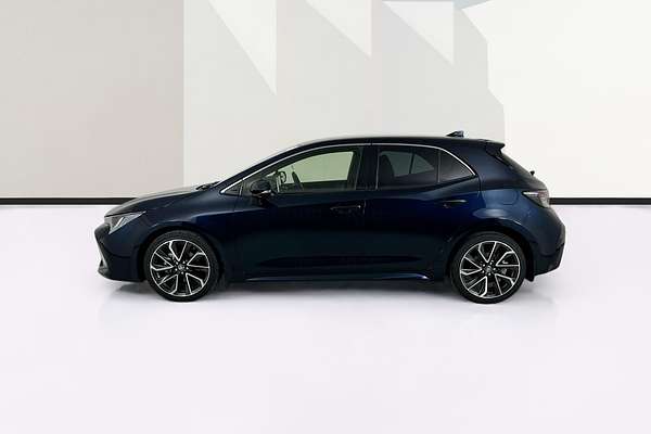 2020 Toyota COROLLA ZR MZEA12R