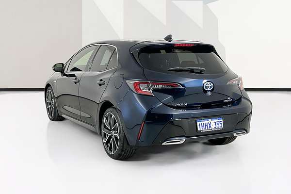 2021 Toyota COROLLA ZR HYBRID ZWE211R