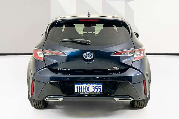2021 Toyota COROLLA ZR HYBRID ZWE211R