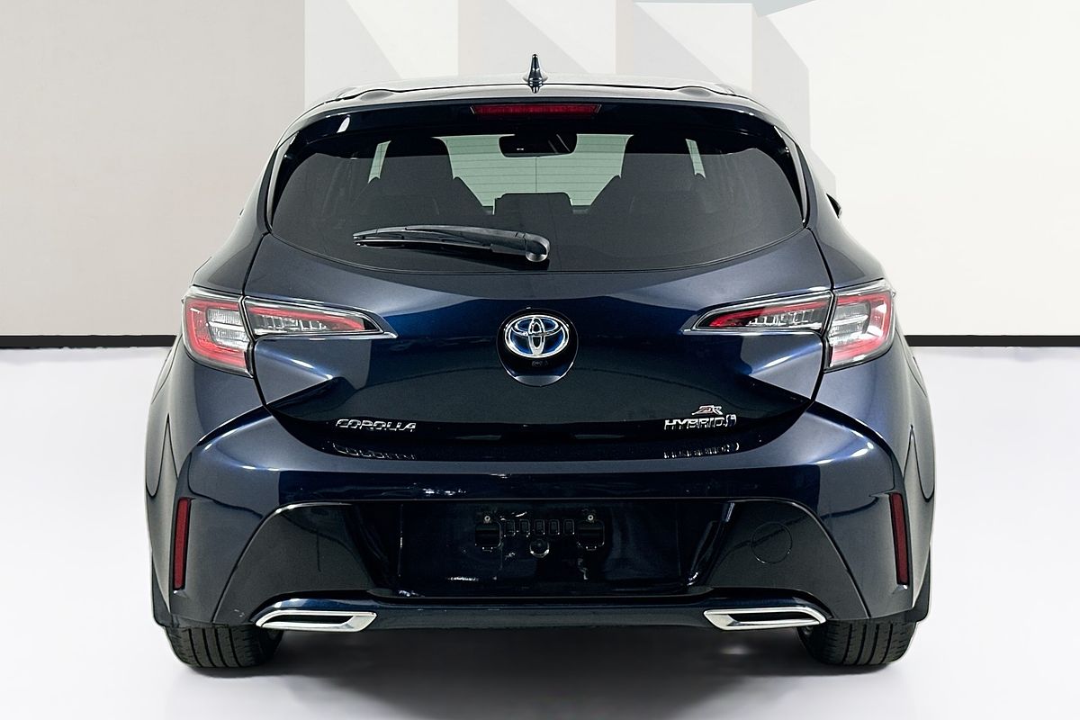 2019 Toyota COROLLA ZR HYBRID ZWE211R