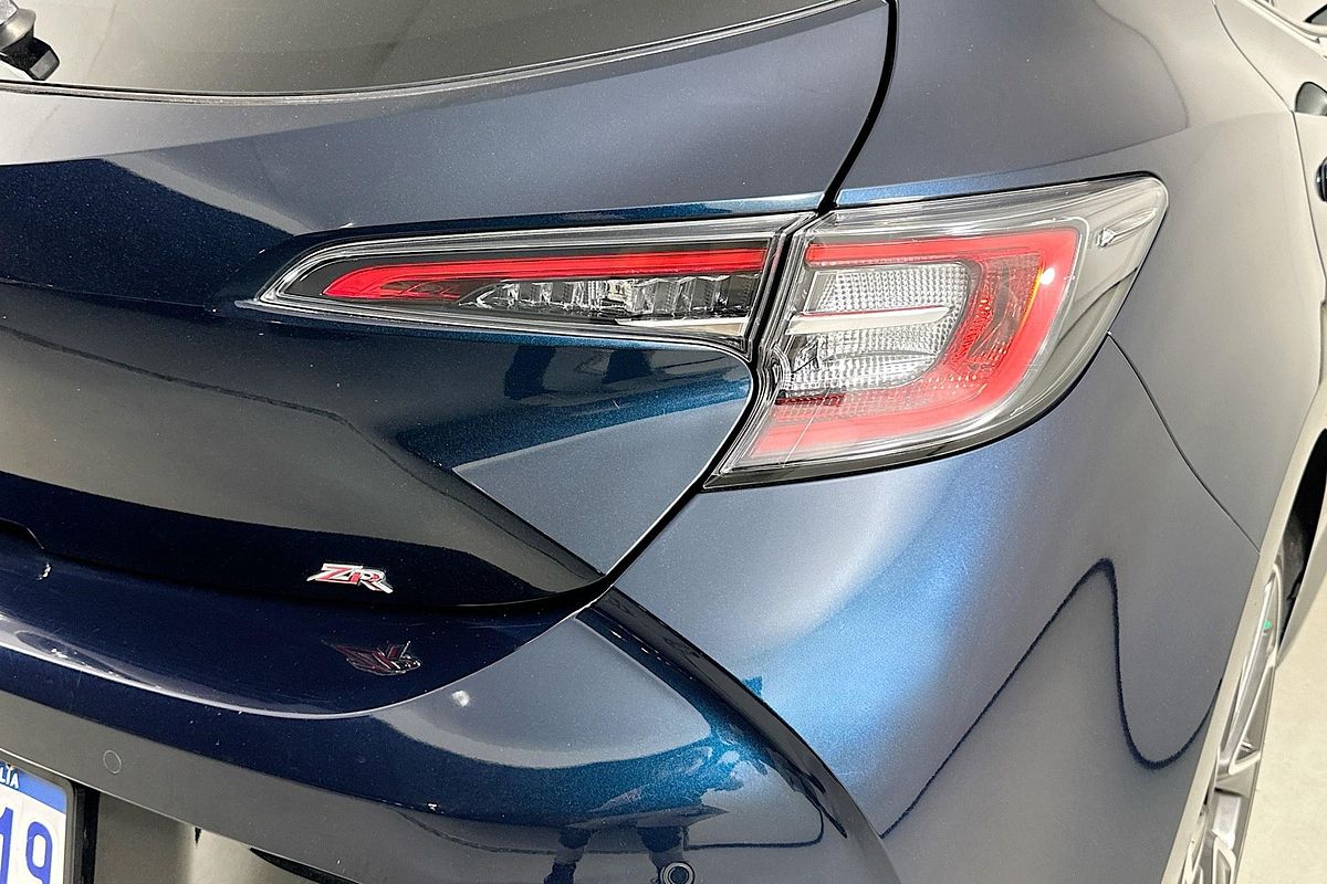 2020 Toyota COROLLA ZR MZEA12R