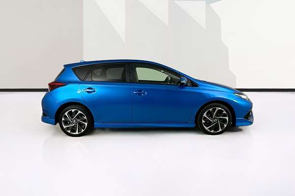 2016 Toyota Corolla SX ZRE182R
