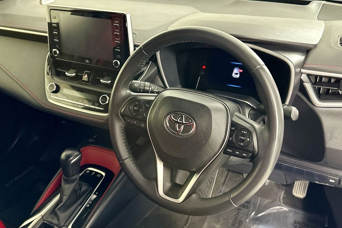 2021 Toyota COROLLA ZR HYBRID ZWE211R
