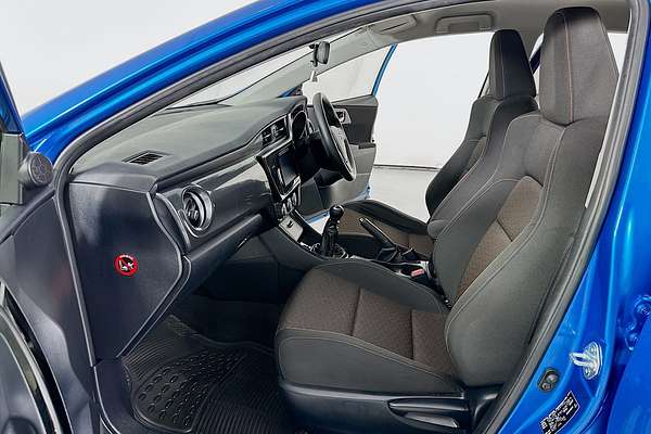 2016 Toyota Corolla SX ZRE182R