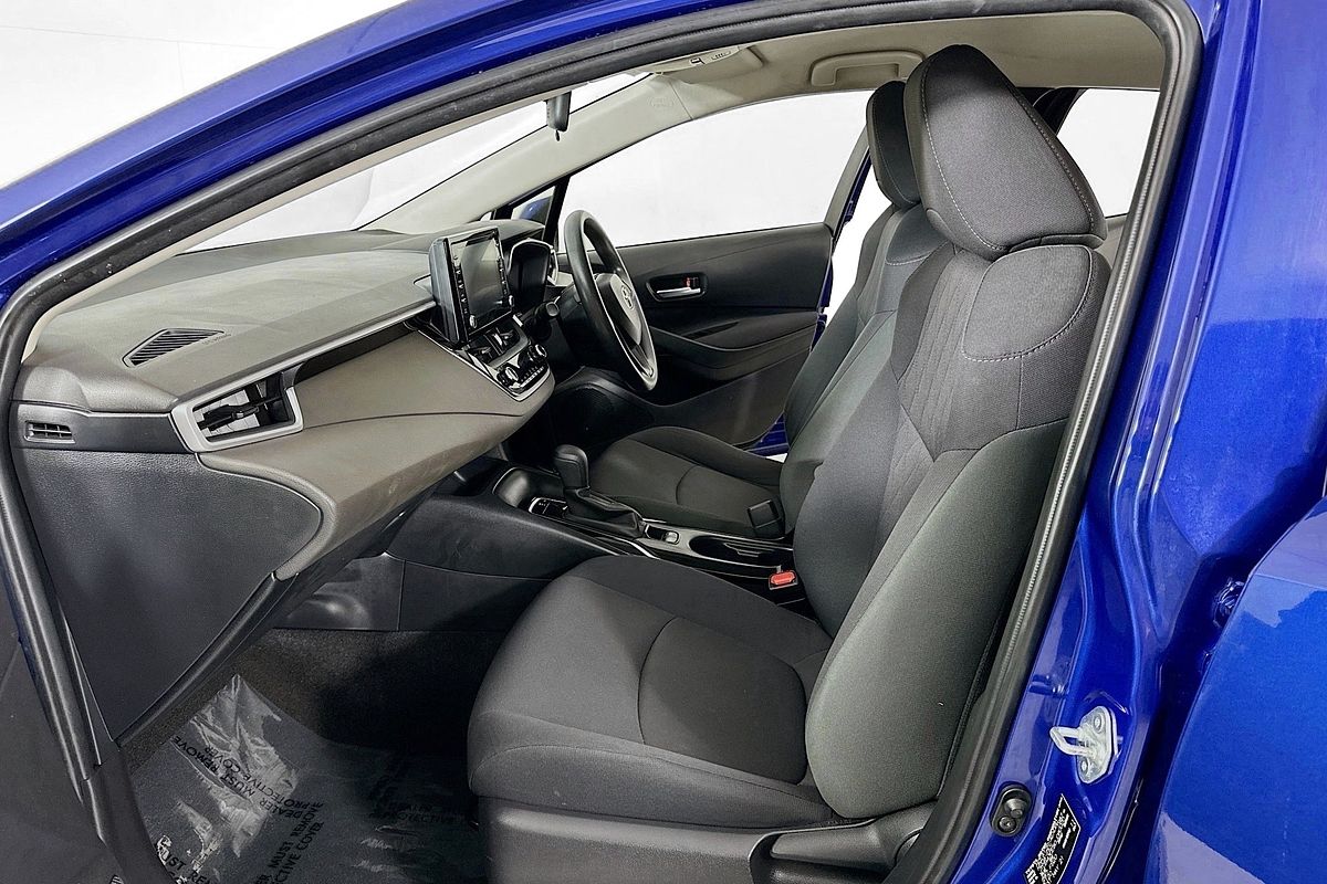 2021 Toyota COROLLA ASCENT SPORT MZEA12R