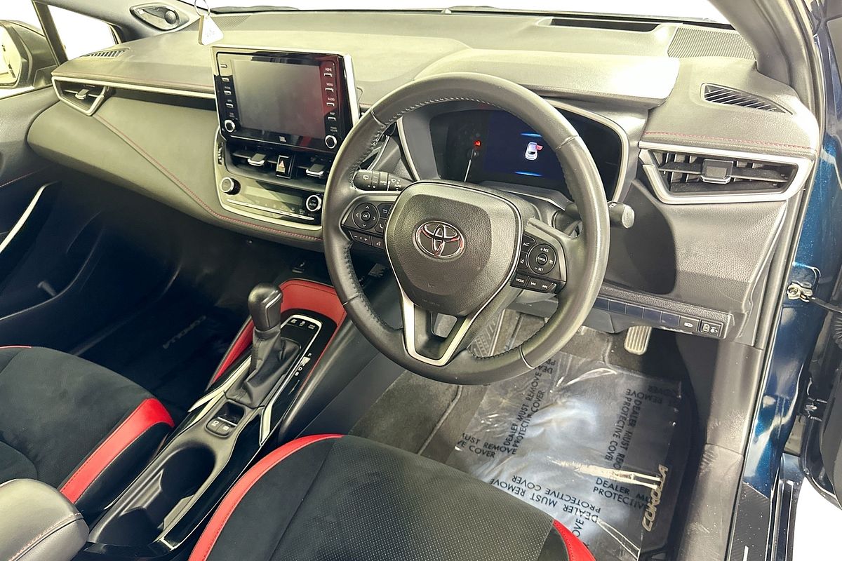 2021 Toyota COROLLA ZR HYBRID ZWE211R