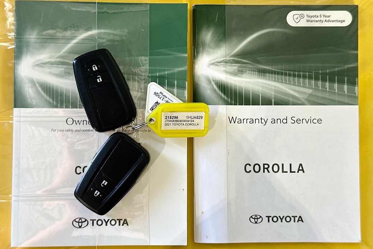 2021 Toyota COROLLA ZR HYBRID ZWE211R