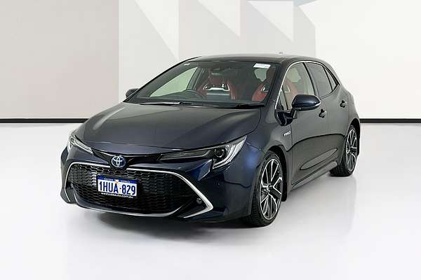 2021 Toyota COROLLA ZR HYBRID ZWE211R