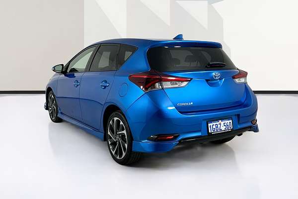 2016 Toyota Corolla SX ZRE182R