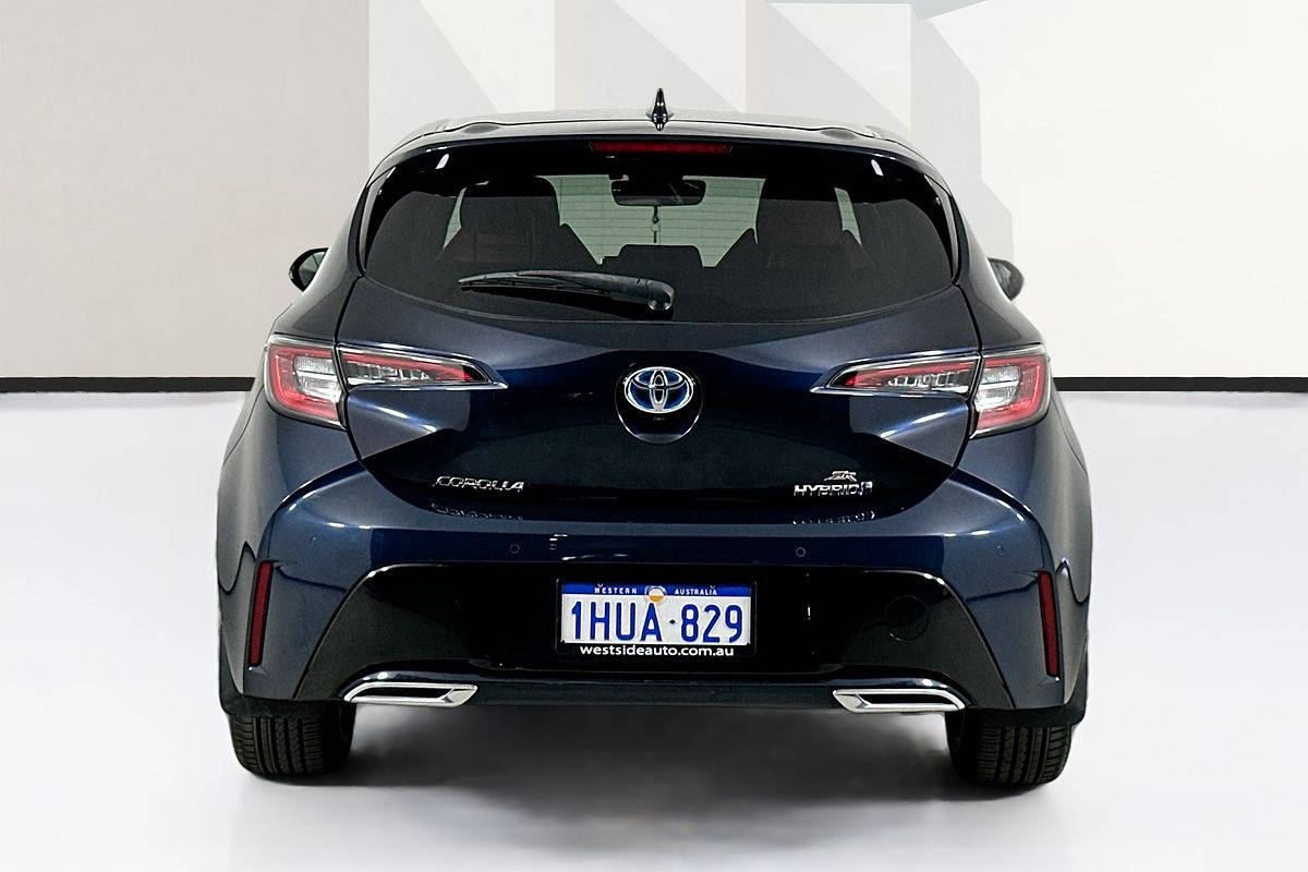 2021 Toyota COROLLA ZR HYBRID ZWE211R