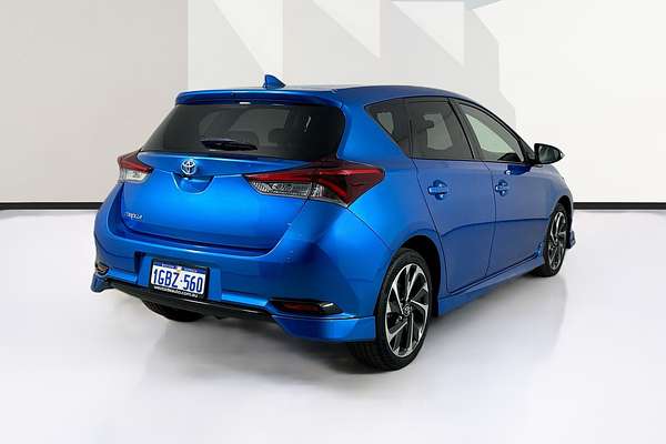 2016 Toyota Corolla SX ZRE182R