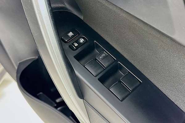 2013 Toyota COROLLA ASCENT SPORT ZRE182R
