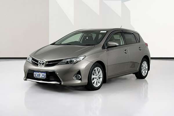 2013 Toyota COROLLA ASCENT SPORT ZRE182R