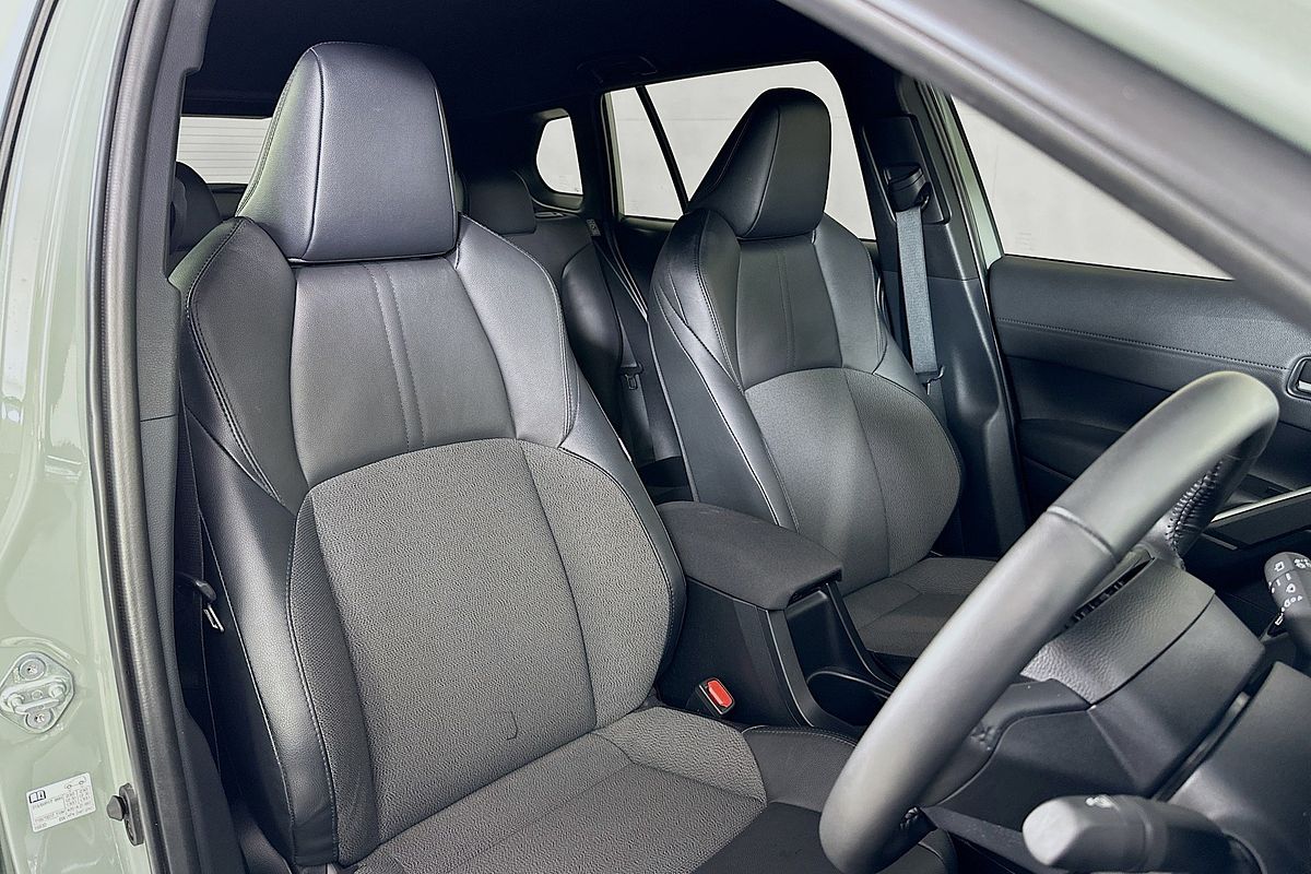 2024 Toyota COROLLA CROSS GXL AWD HYBRID MXGH15R