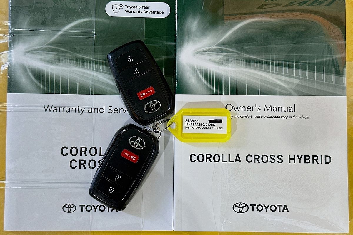 2024 Toyota COROLLA CROSS GXL AWD HYBRID MXGH15R