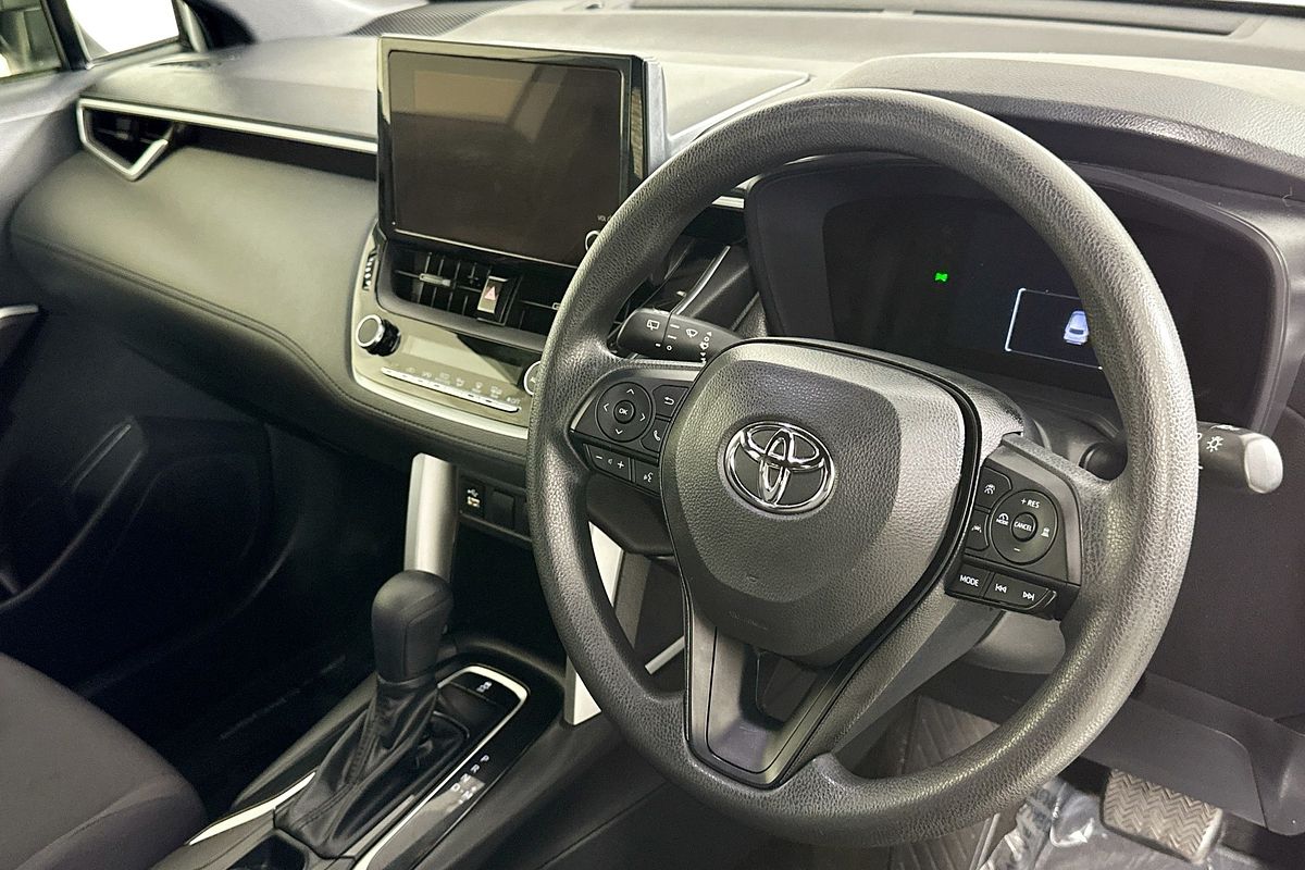 2024 Toyota COROLLA CROSS GX 2WD MXGA10R