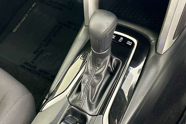 2024 Toyota COROLLA CROSS GX 2WD HYBRID MXGH10R