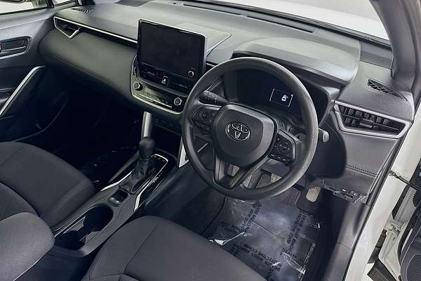 2024 Toyota COROLLA CROSS GX 2WD HYBRID MXGH10R