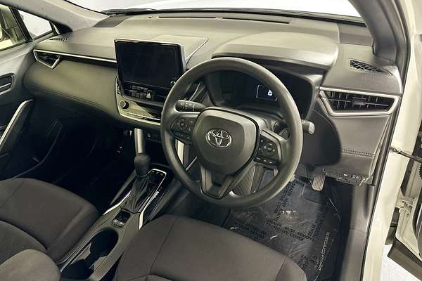 2024 Toyota COROLLA CROSS GX 2WD HYBRID MXGH10R
