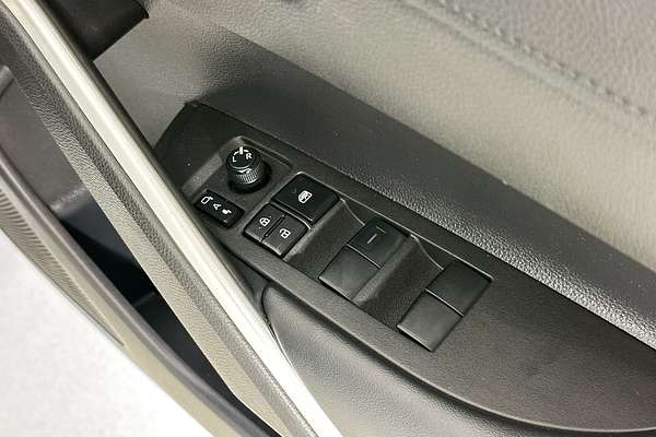 2024 Toyota COROLLA CROSS GX 2WD MXGA10R