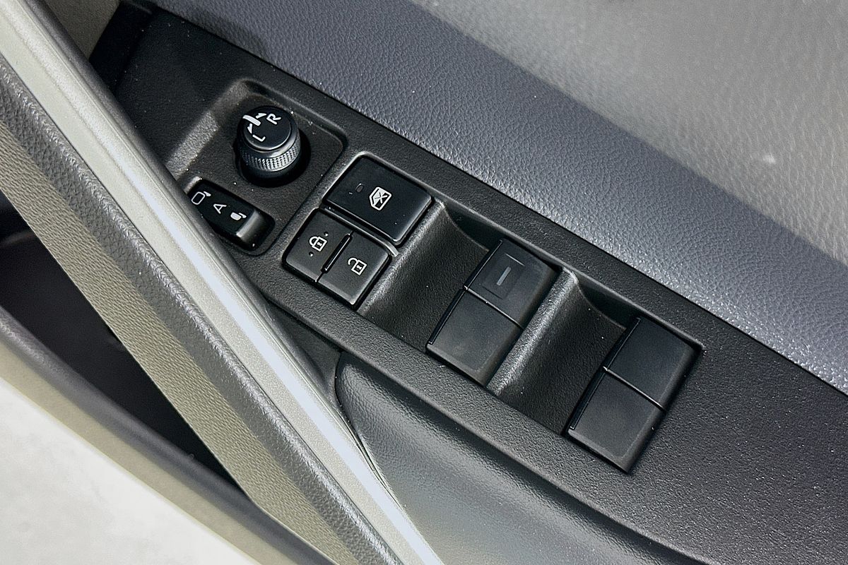 2024 Toyota COROLLA CROSS GX 2WD HYBRID MXGH10R