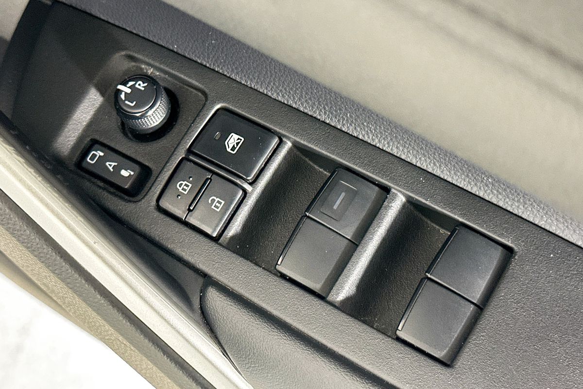 2023 Toyota COROLLA CROSS GX 2WD HYBRID MXGH10R