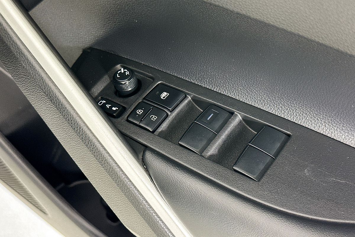 2023 Toyota COROLLA CROSS GX 2WD HYBRID MXGH10R