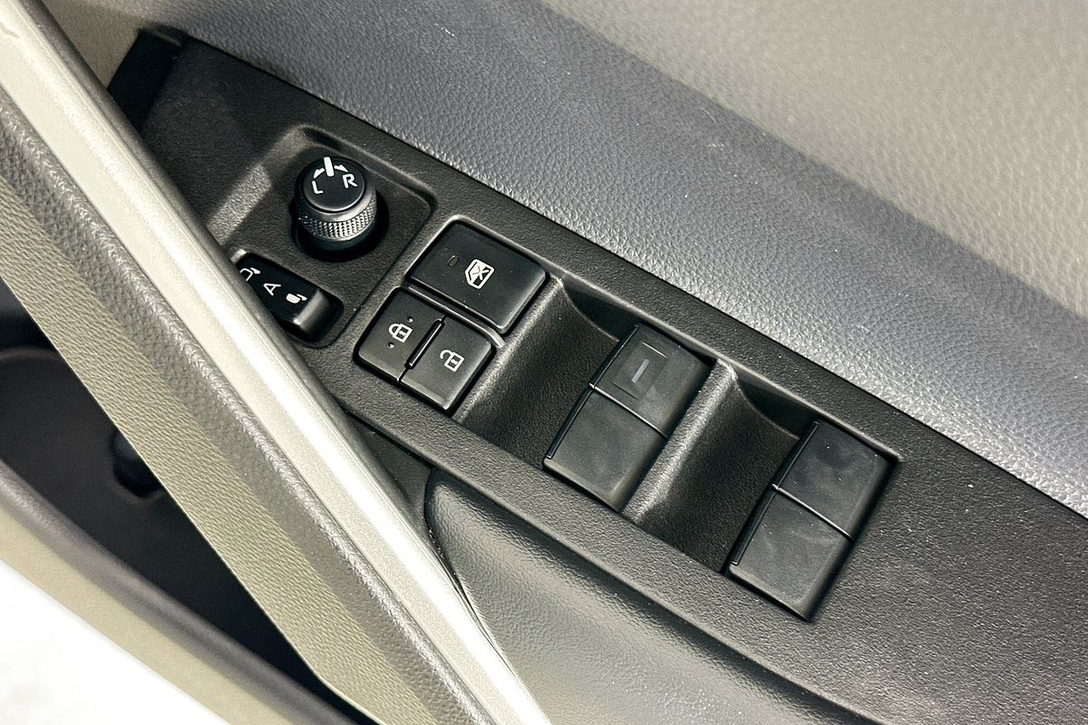 2024 Toyota COROLLA CROSS GX 2WD HYBRID MXGH10R