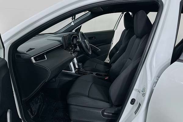 2024 Toyota COROLLA CROSS GX 2WD HYBRID MXGH10R