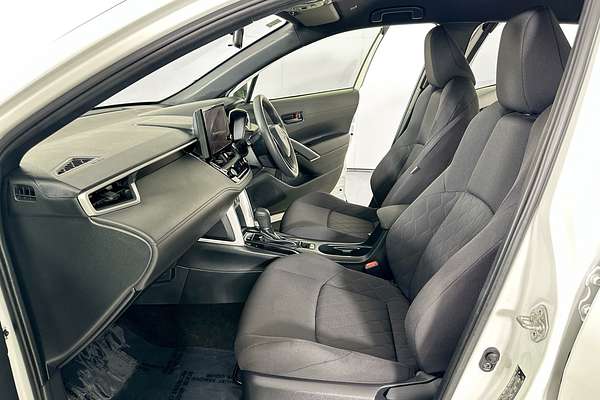 2023 Toyota COROLLA CROSS GX 2WD HYBRID MXGH10R