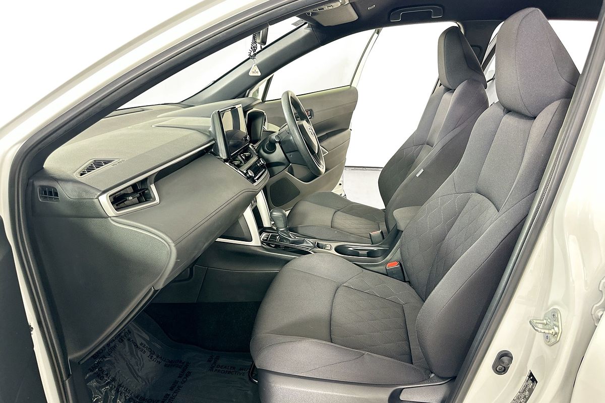 2023 Toyota COROLLA CROSS GX 2WD HYBRID MXGH10R