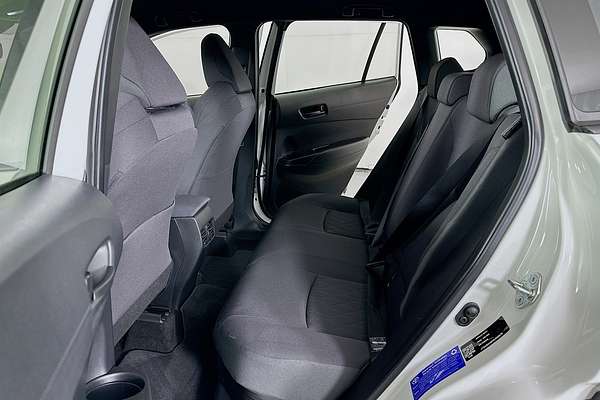 2023 Toyota COROLLA CROSS GX 2WD HYBRID MXGH10R