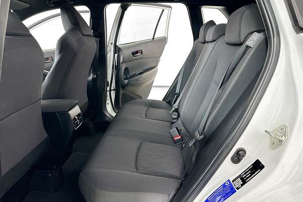 2024 Toyota COROLLA CROSS GX 2WD HYBRID MXGH10R