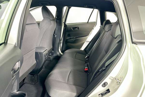 2024 Toyota COROLLA CROSS GX 2WD HYBRID MXGH10R