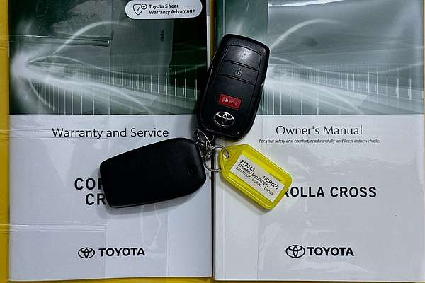2024 Toyota COROLLA CROSS GX 2WD MXGA10R