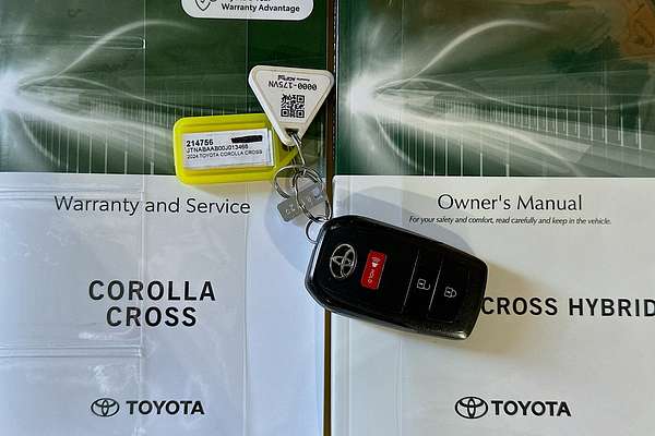 2024 Toyota COROLLA CROSS GX 2WD HYBRID MXGH10R