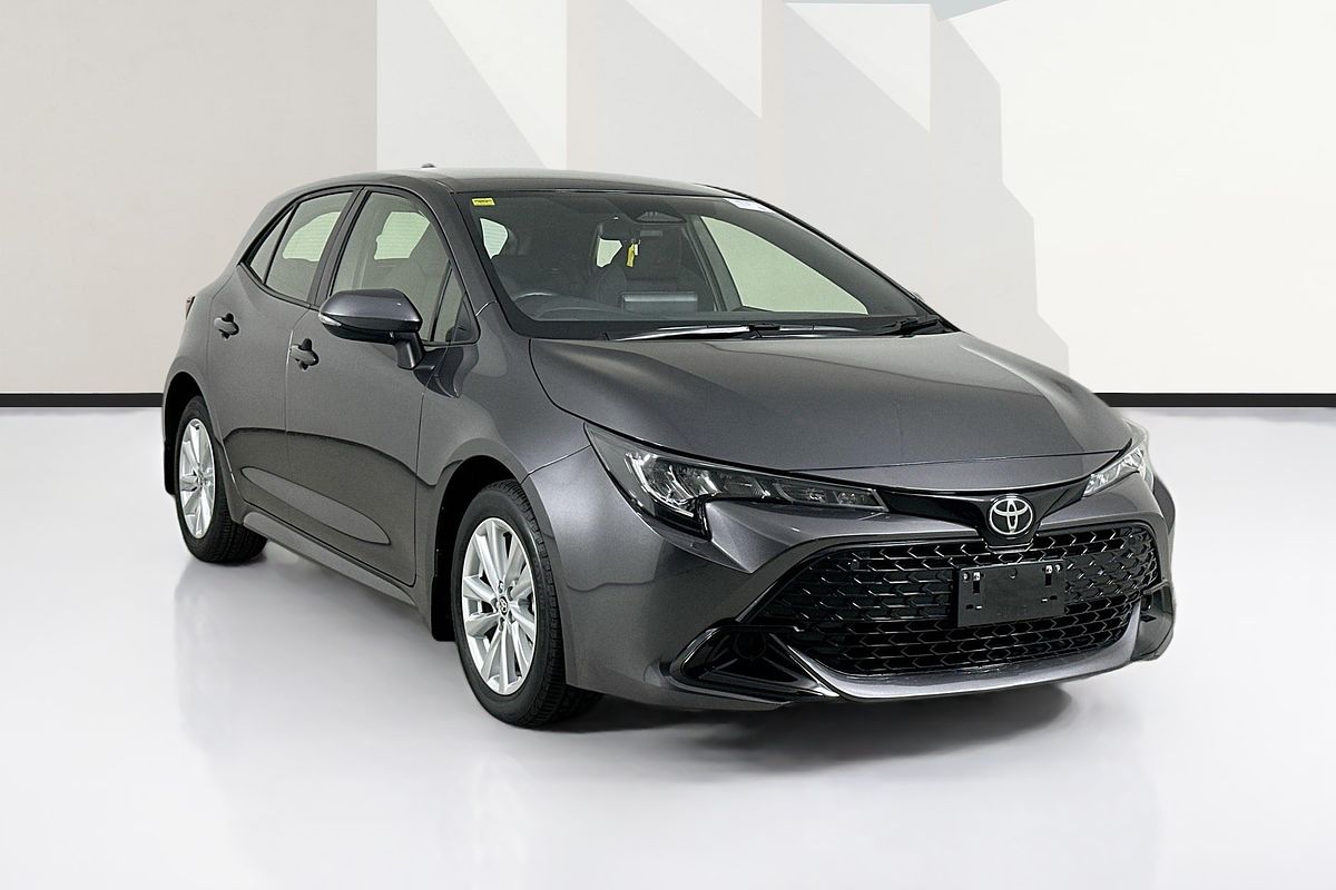 2024 Toyota COROLLA ASCENT SPORT MZEA12R