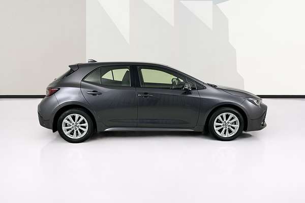 2024 Toyota COROLLA ASCENT SPORT MZEA12R