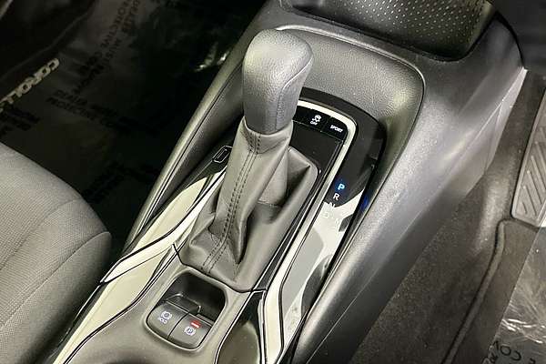 2021 Toyota COROLLA ASCENT SPORT MZEA12R