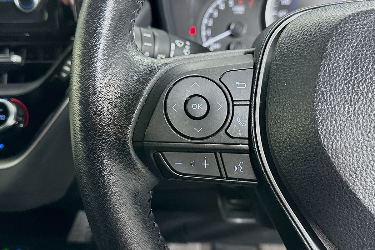 2022 Toyota COROLLA SX HYBRID ZWE211R